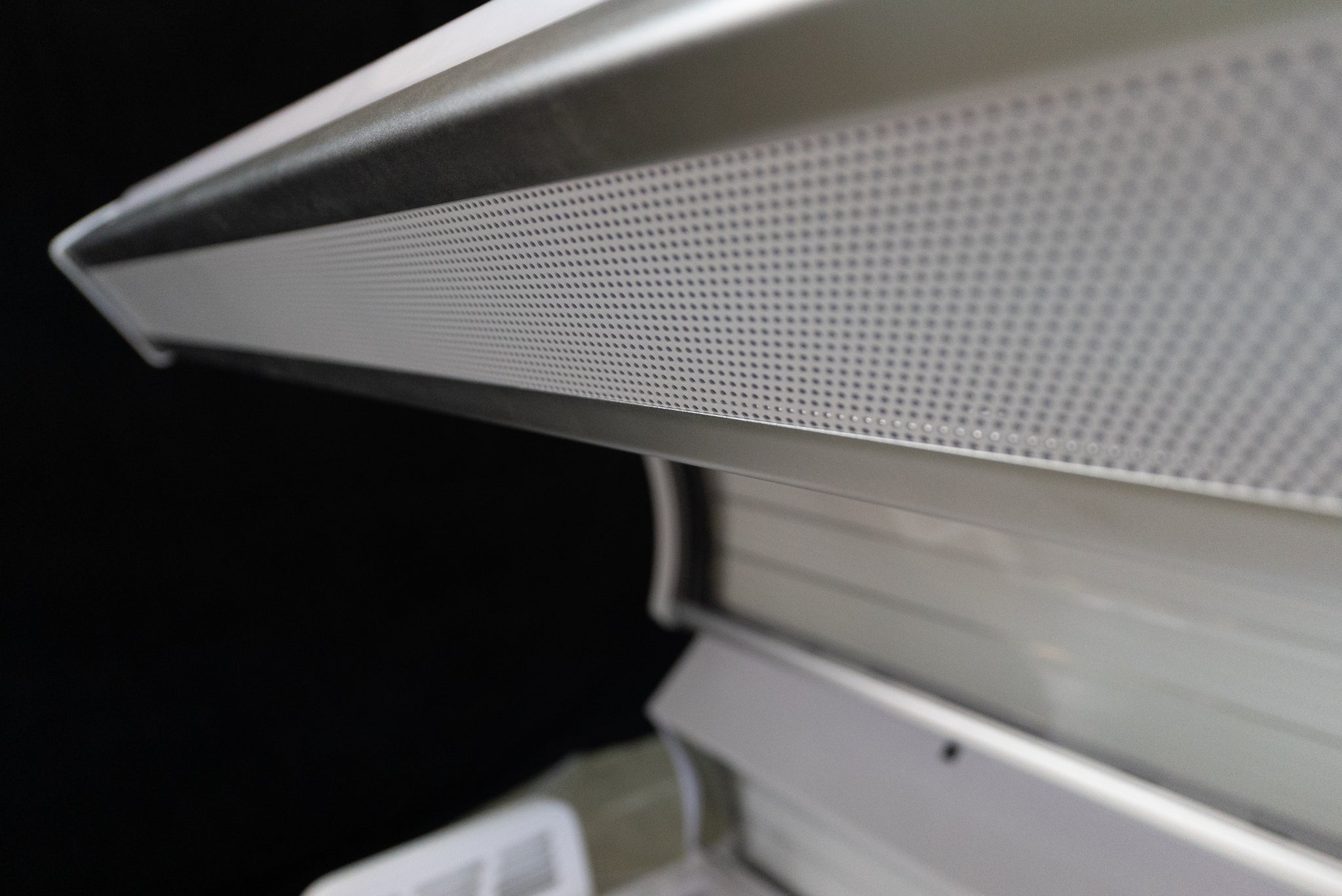  OneBase top of the range Red-light and Infrared therapy bed is perfect for fitness businesses or spas or for your home.